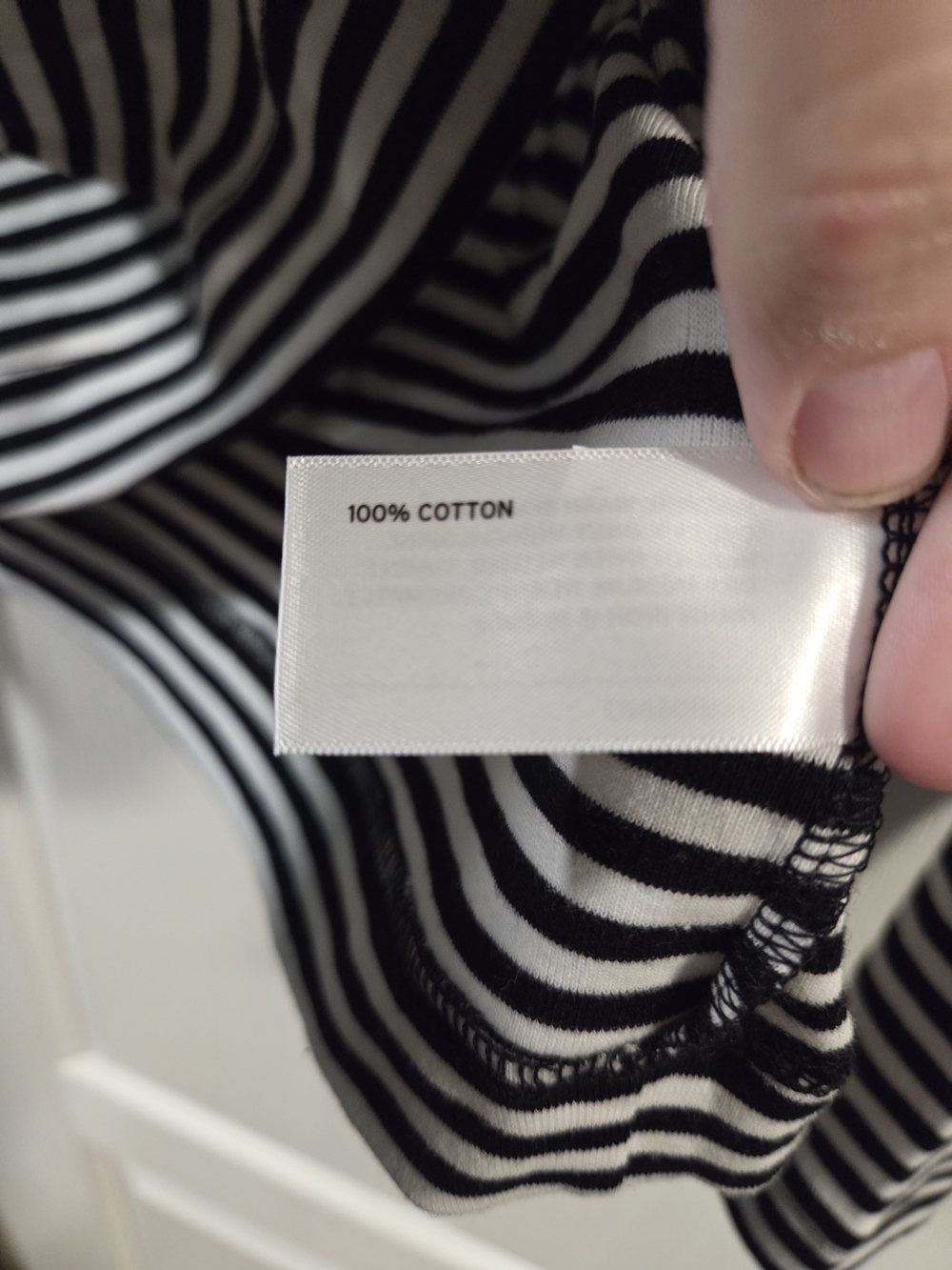 Duluth Trading Co Longtail Black & White Striped Long Sleeve Tee- Size XL - Picture 8 of 8